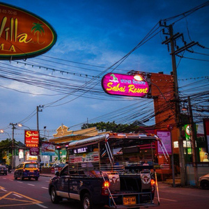 久久99AV无色码人妻蜜柚
